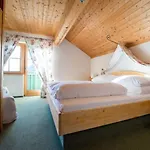 Johann Ξενοδοχείο Stuben am Arlberg