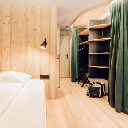 Hotel Johann 4*